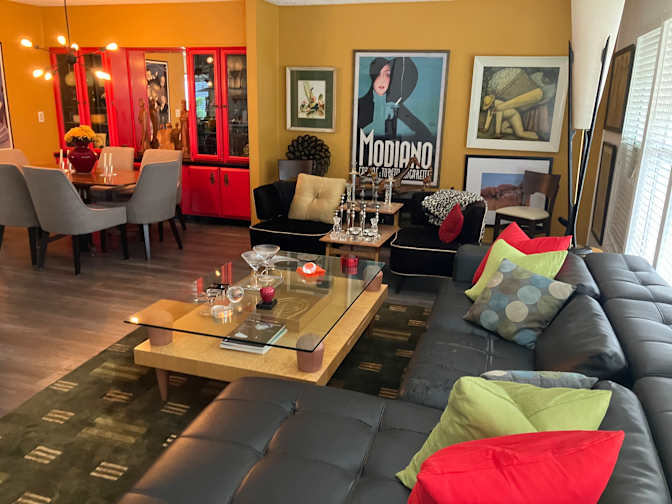 Howard's room