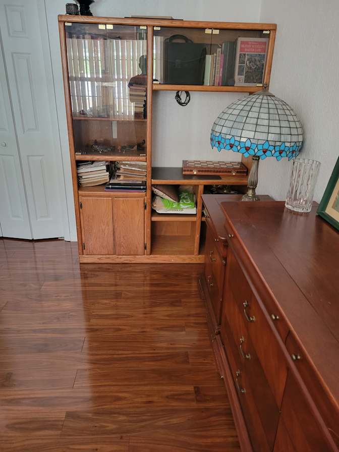 TOMASZ CZEBLAKOW's room