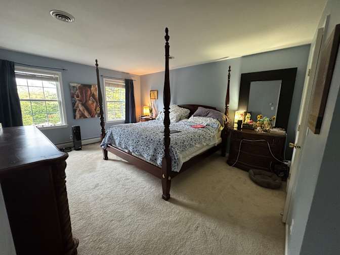 Alfredo Diaz's room