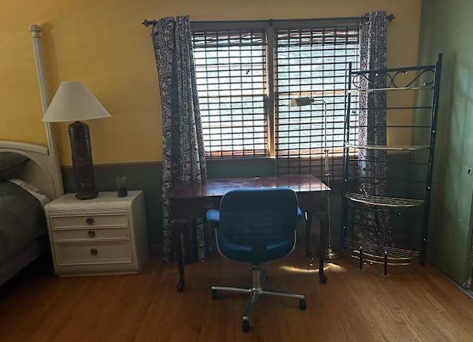 Lisa's room