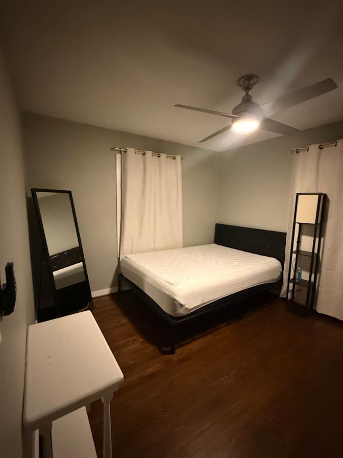 Nubia's room
