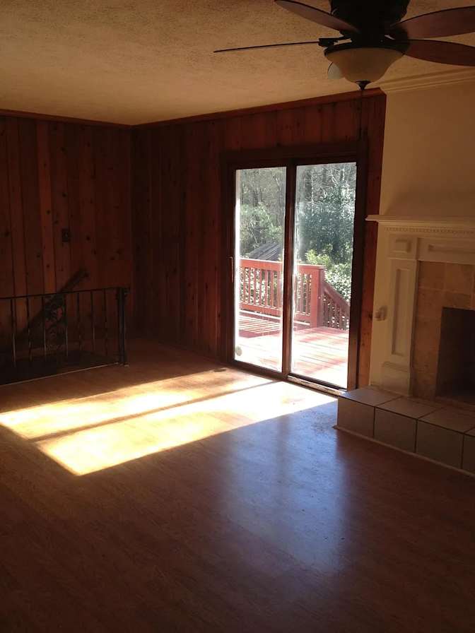 Alcove Rooms's room