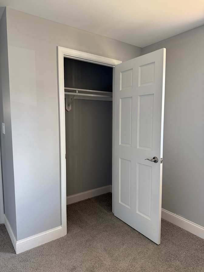 ROOMS IN NORTH BETHESDA MD.'s room