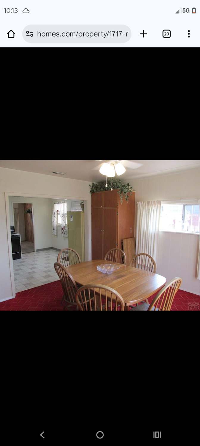 Thomas's room