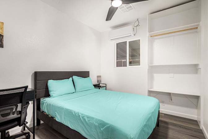 PadSplit's room