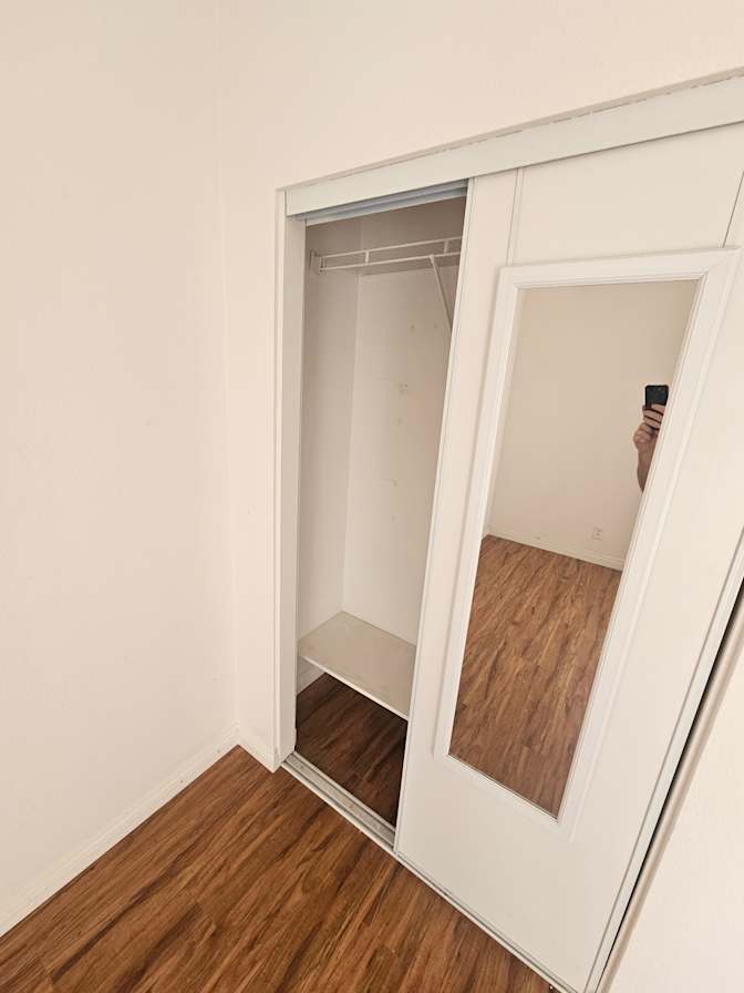 Eric Broberg's room
