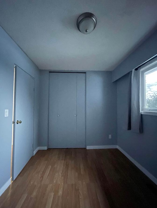 Tara's room