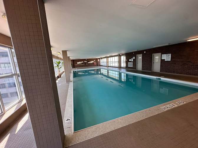 Housingfouryou's room