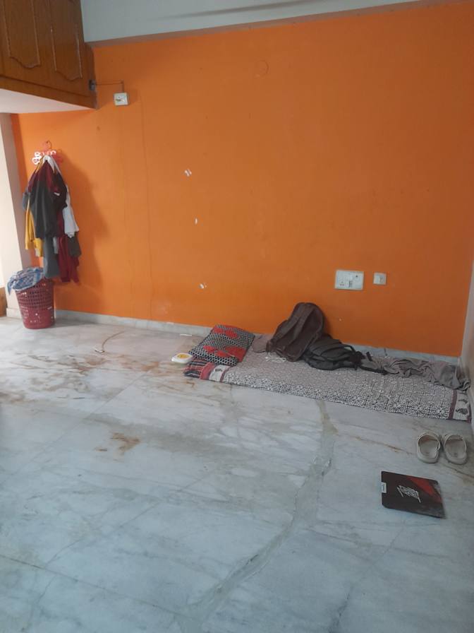 Naveen's room