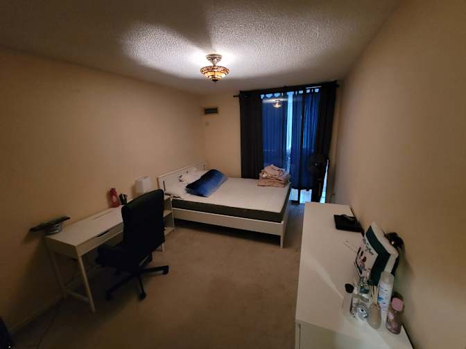 Filip's room