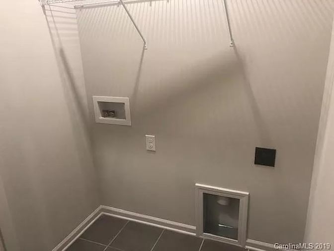 Alcove Rooms's room