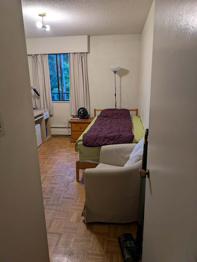 PAN JUN DENI PARK's room