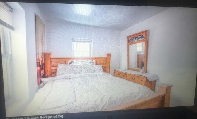 Jen's room