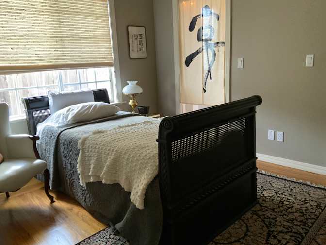 Judy Biondolillo's room