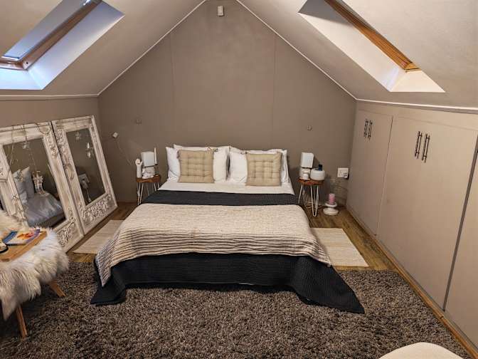 Madelein Livanos's room