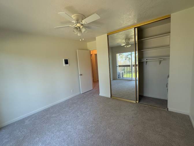 Mariel V's room