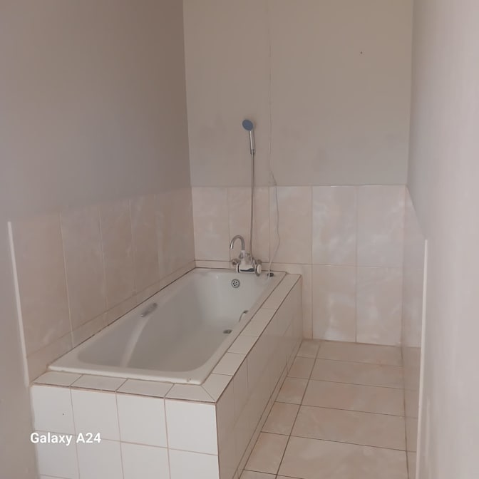Hlumelo's room