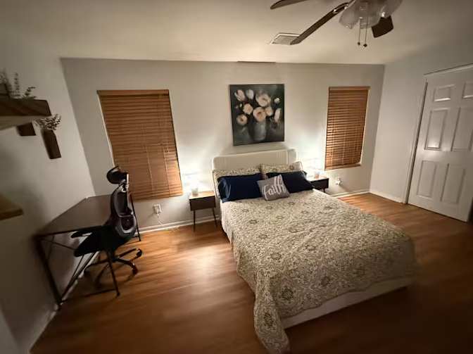 CONVENO GROUP's room