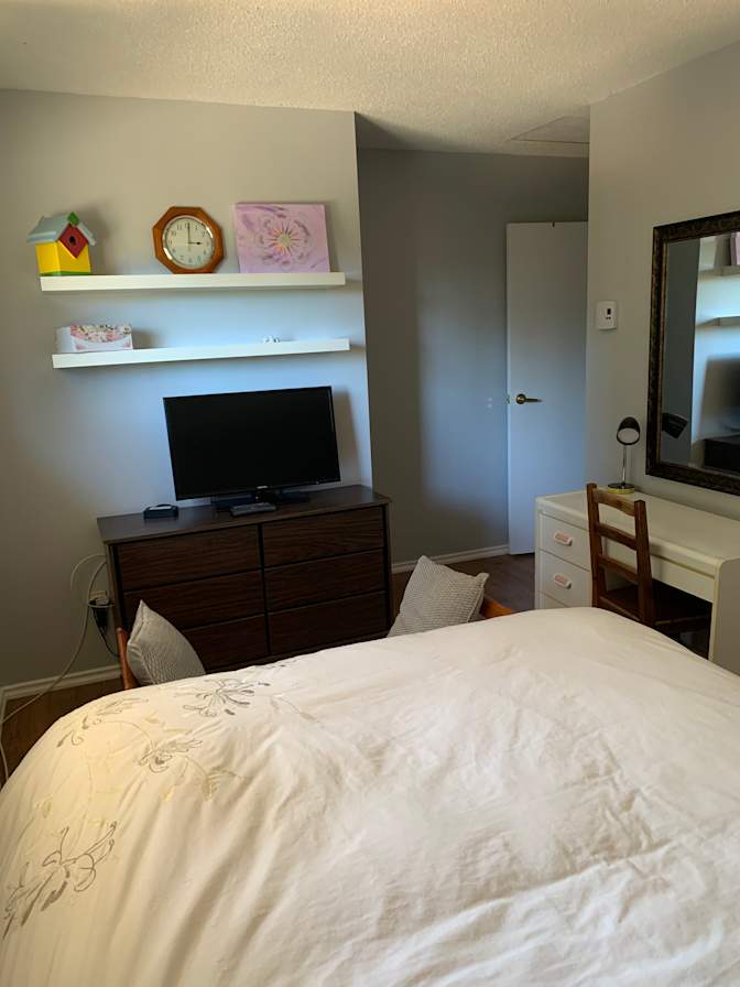 Linda's room
