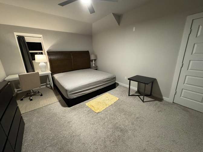 Shirlly's room
