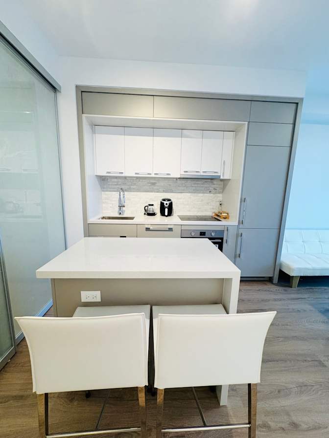 VH Rentals's room