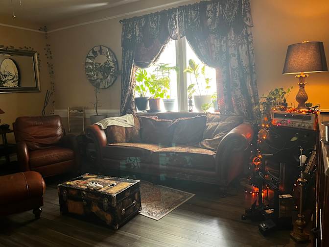 Norm's room