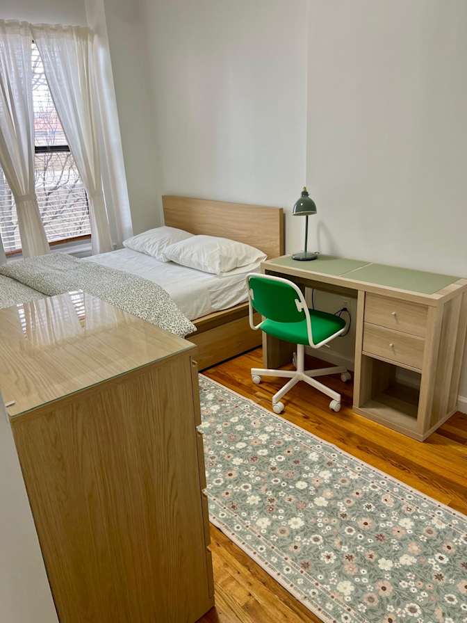 Yvette's room
