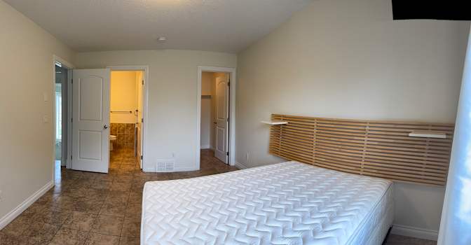 Henrry's room