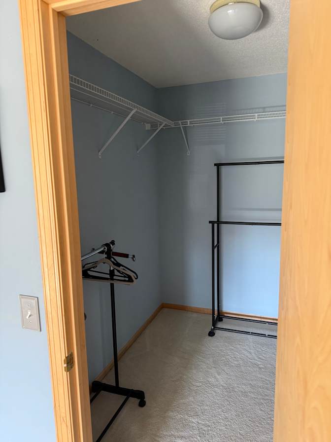 LouisLoup's room
