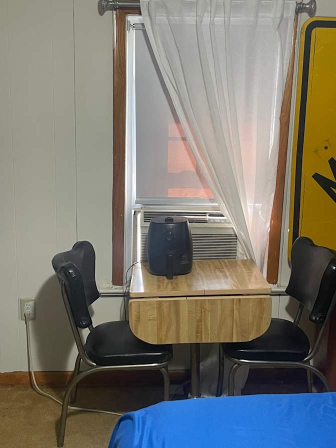 Ms. Kim's room