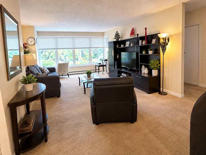 Cric's room