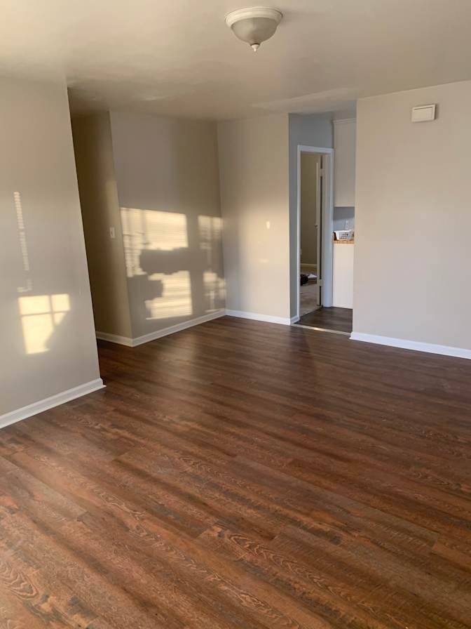 Jay/Nikki's room
