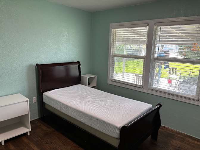 Oscar's room