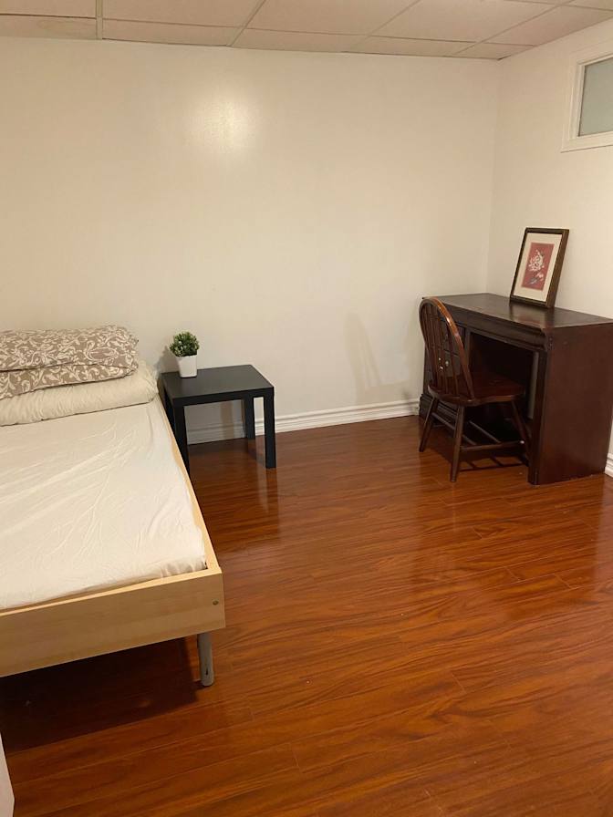 Wendy Tran's room