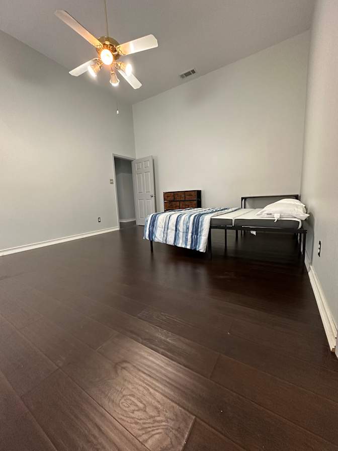 Paulina phuong nguyen's room