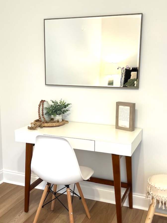 Jennica's room