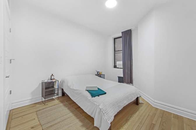 Sam June's room