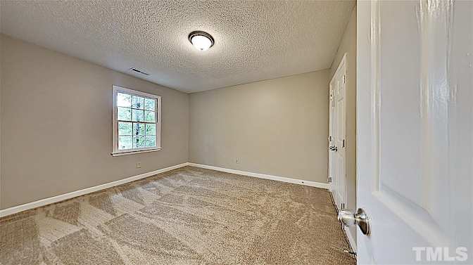 Alcove Rooms's room