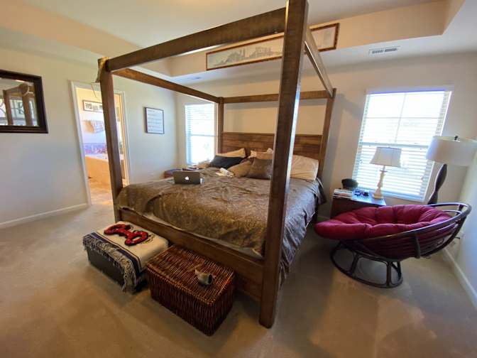Alcove Rooms's room