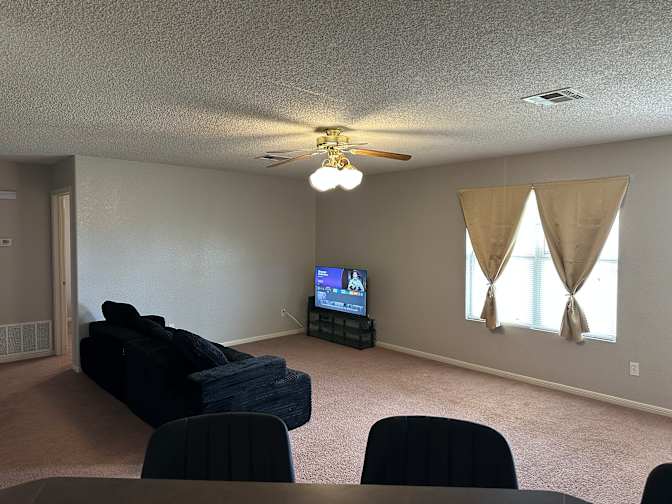 Andrae's room