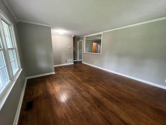 Alcove Rooms's room
