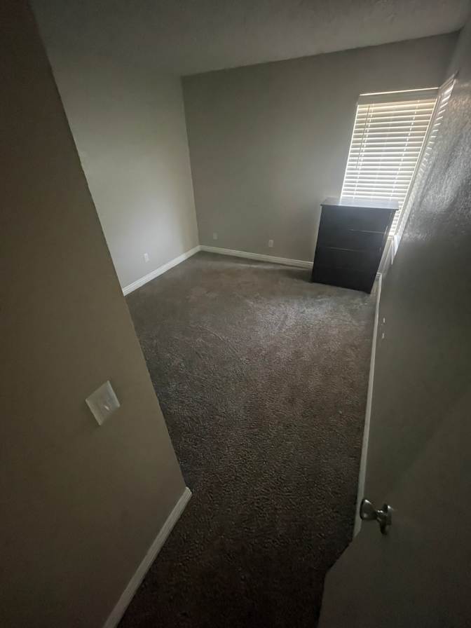 Ontario's room