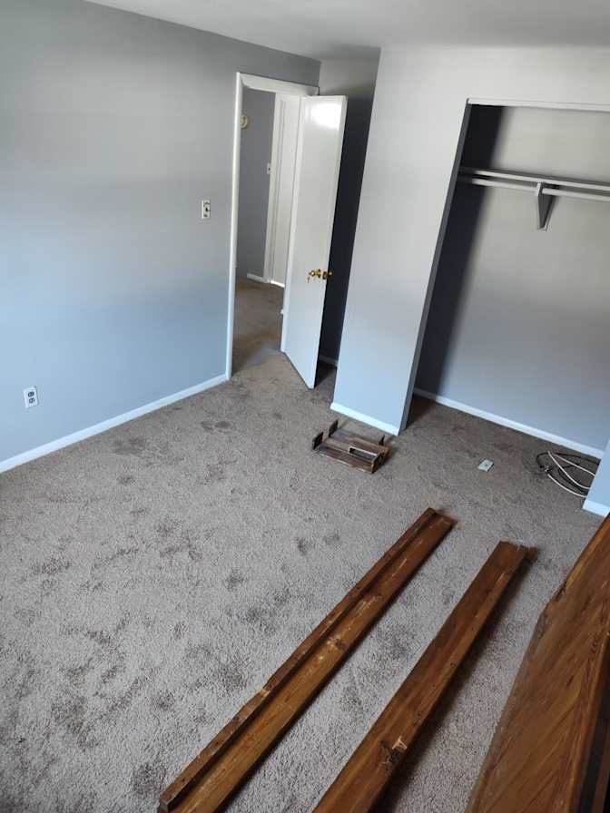 Ola's room