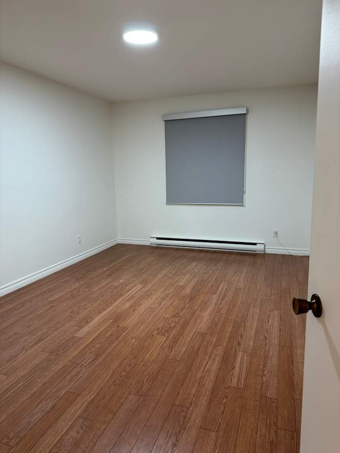 Dee's room