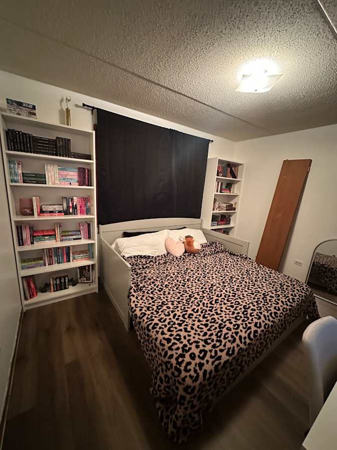 Mireya's room