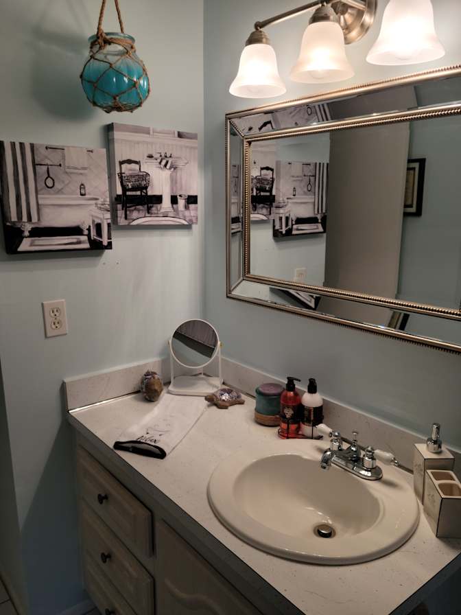 Lyne lheureux's room