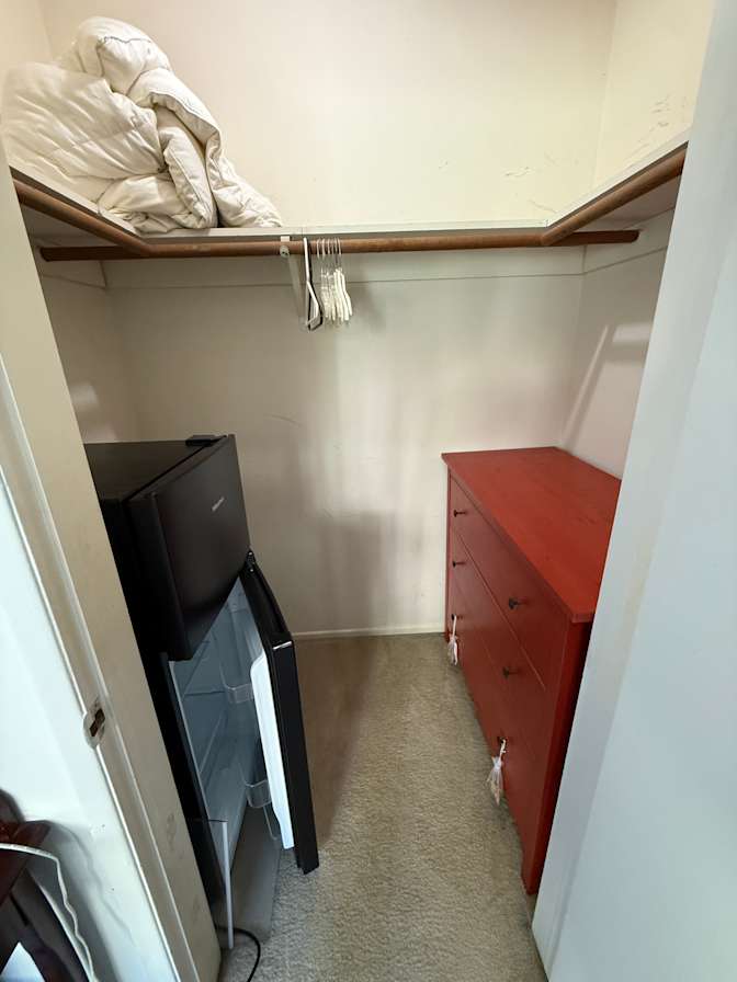 Farid's room