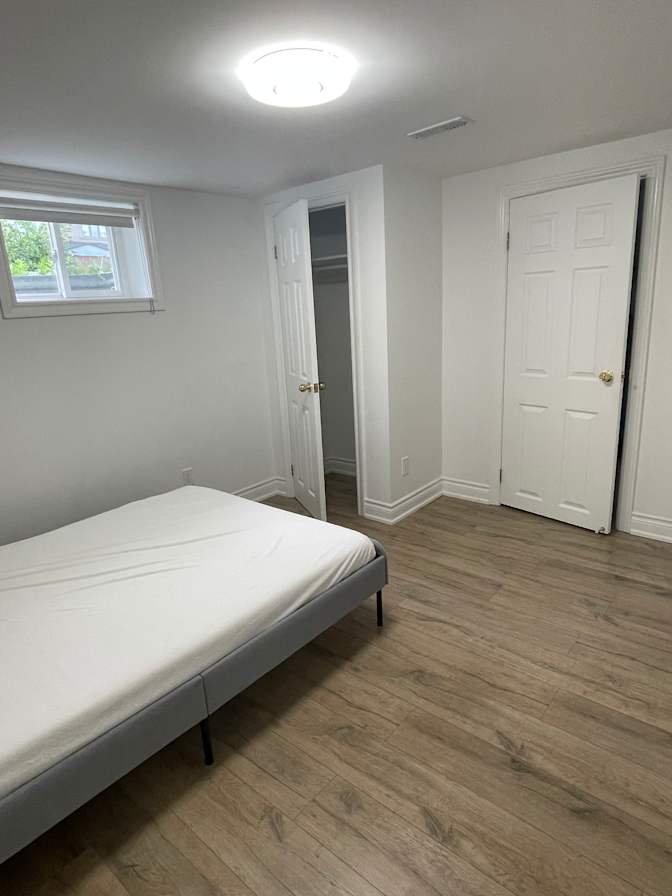 Vicky's room