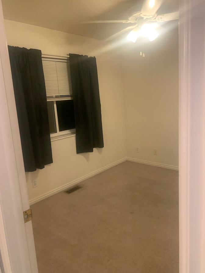 D's room