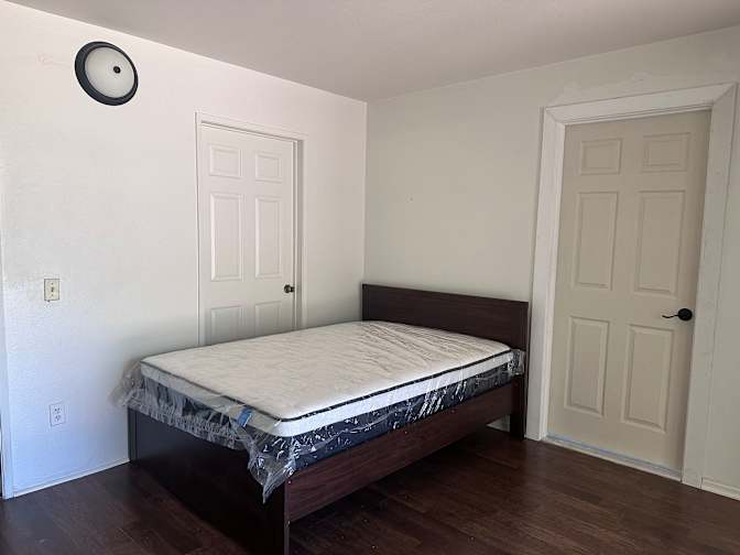 Selena's room